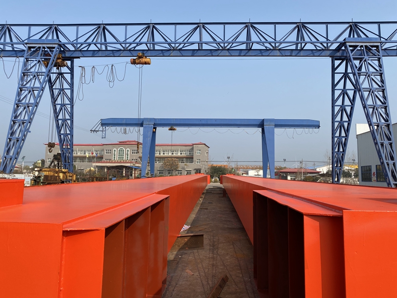 MH型3~20t電動(dòng)葫蘆門式起重機(jī)(桁架式)