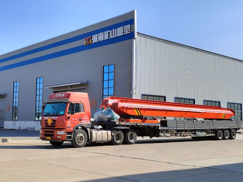 電動單梁起重機(jī)，LD20t-26.8m，4臺，發(fā)往石家莊交付客戶使用。