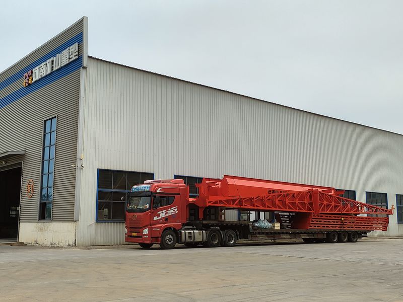 電動葫蘆門式起重機 2臺 MHxh10t—27m 制作完成，發(fā)往甘肅蘭州交付客戶使用